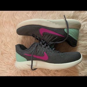 Brand new Nike shoes